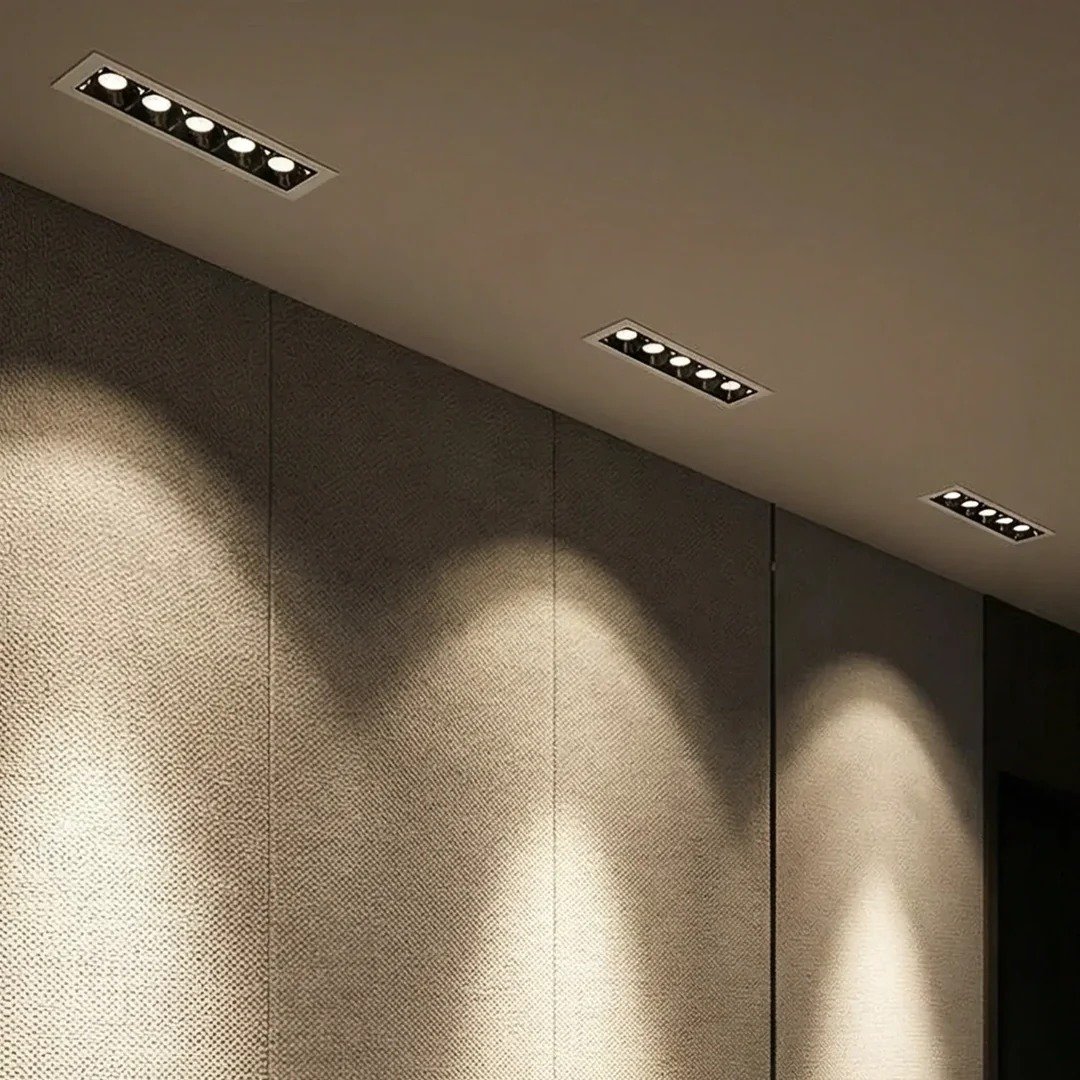 Linear spotlights Lighting